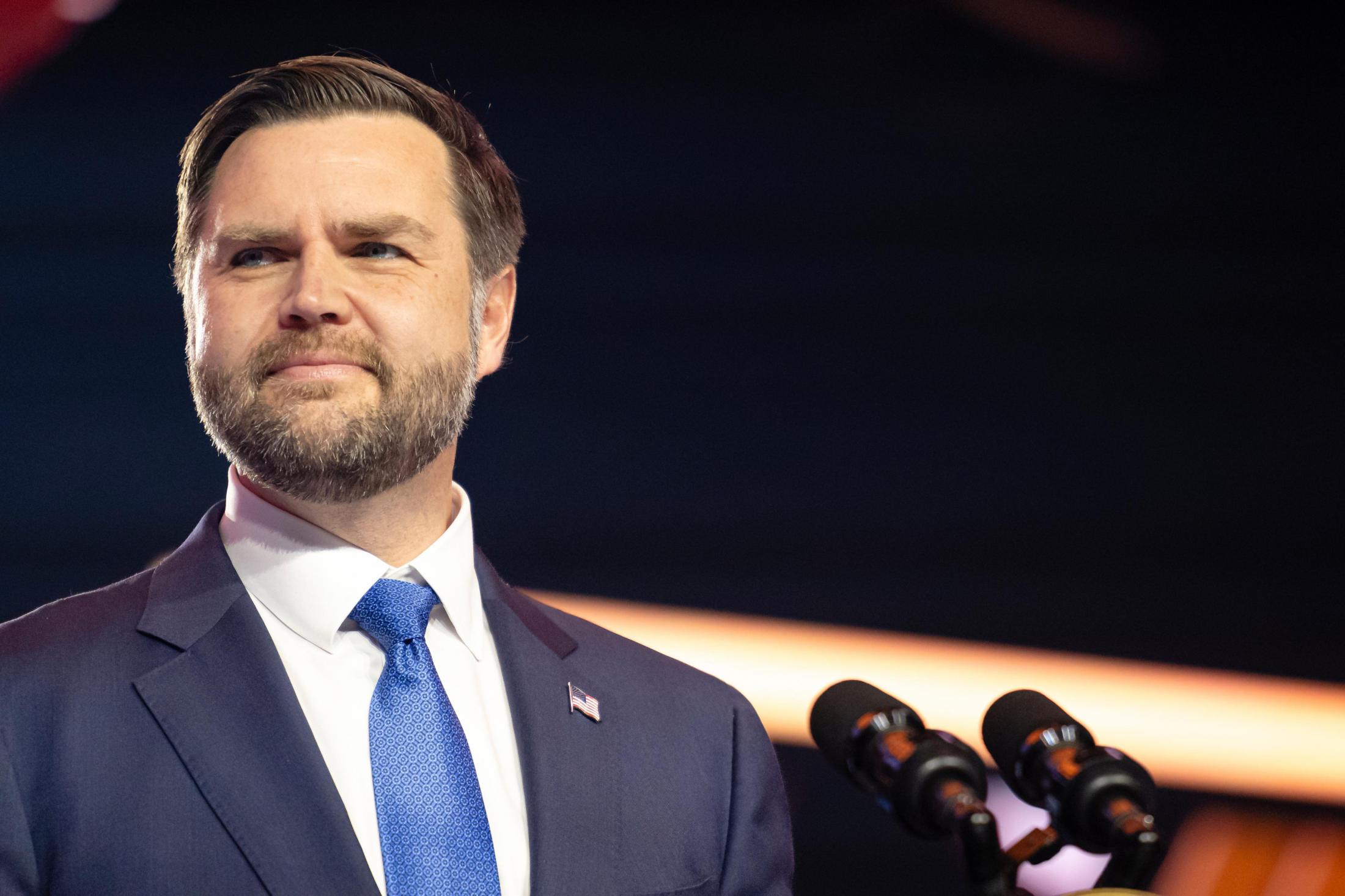 💥乌克兰：割地求和？美国副总统暗示东部告别！