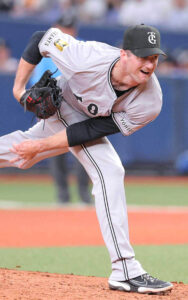 💥外援梦碎！巨人格里芬膝伤告别，再也等不来了！ 封面