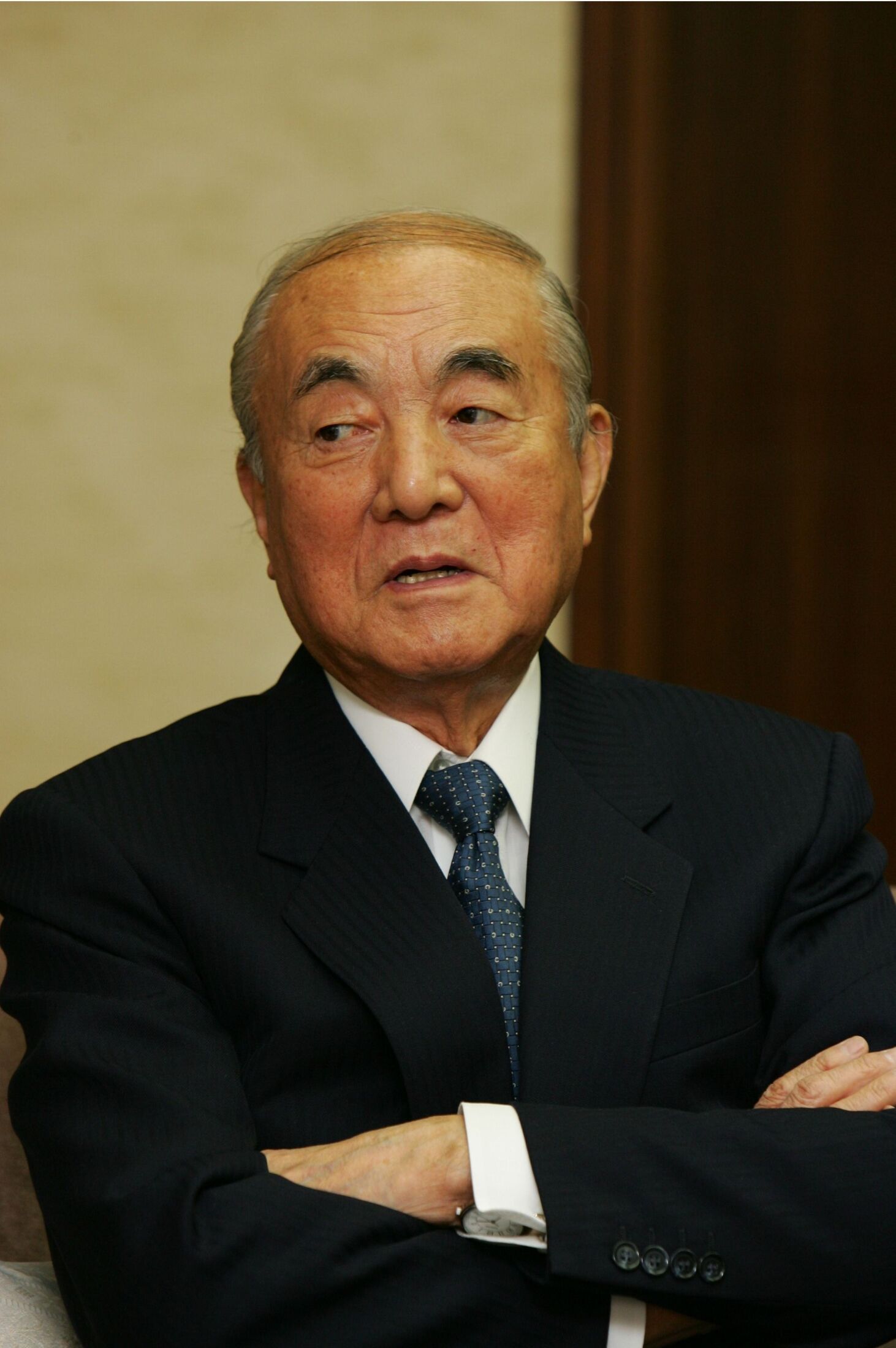 🔥年度热词大揭秘！争议中，我们却爱上了“玩”文字！