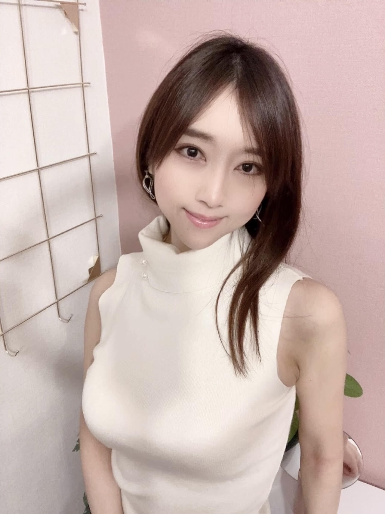 🥂銀座顶级陪酒女揭秘：20万香槟，也能让你觉得“超值”！