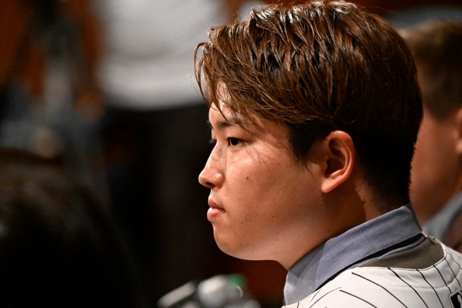 💥村上宗隆入队风波：球迷怒了！电视台遭批！