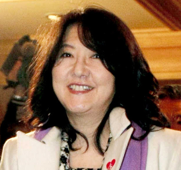 💥财政大臣的“捞钱”派对？合法？简直无语！