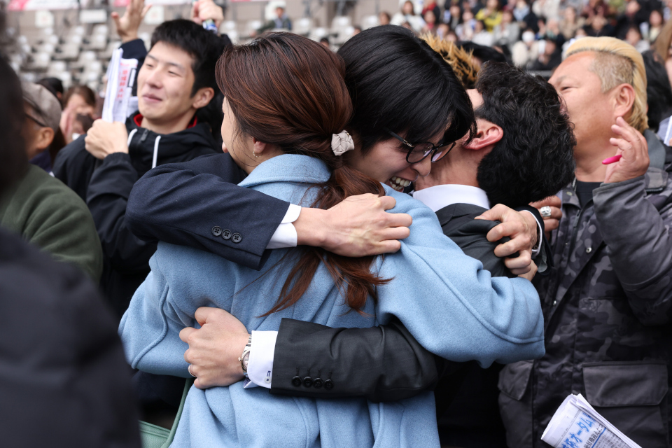 👑泪崩！王室大结局，真相炸裂，全程高能！