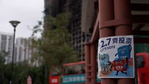 🔥香港选举，无人欢呼？31人失踪，高楼大火太惨！ 封面