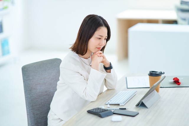 🤱职场“她”困境：20年性别歧视暴增20%！