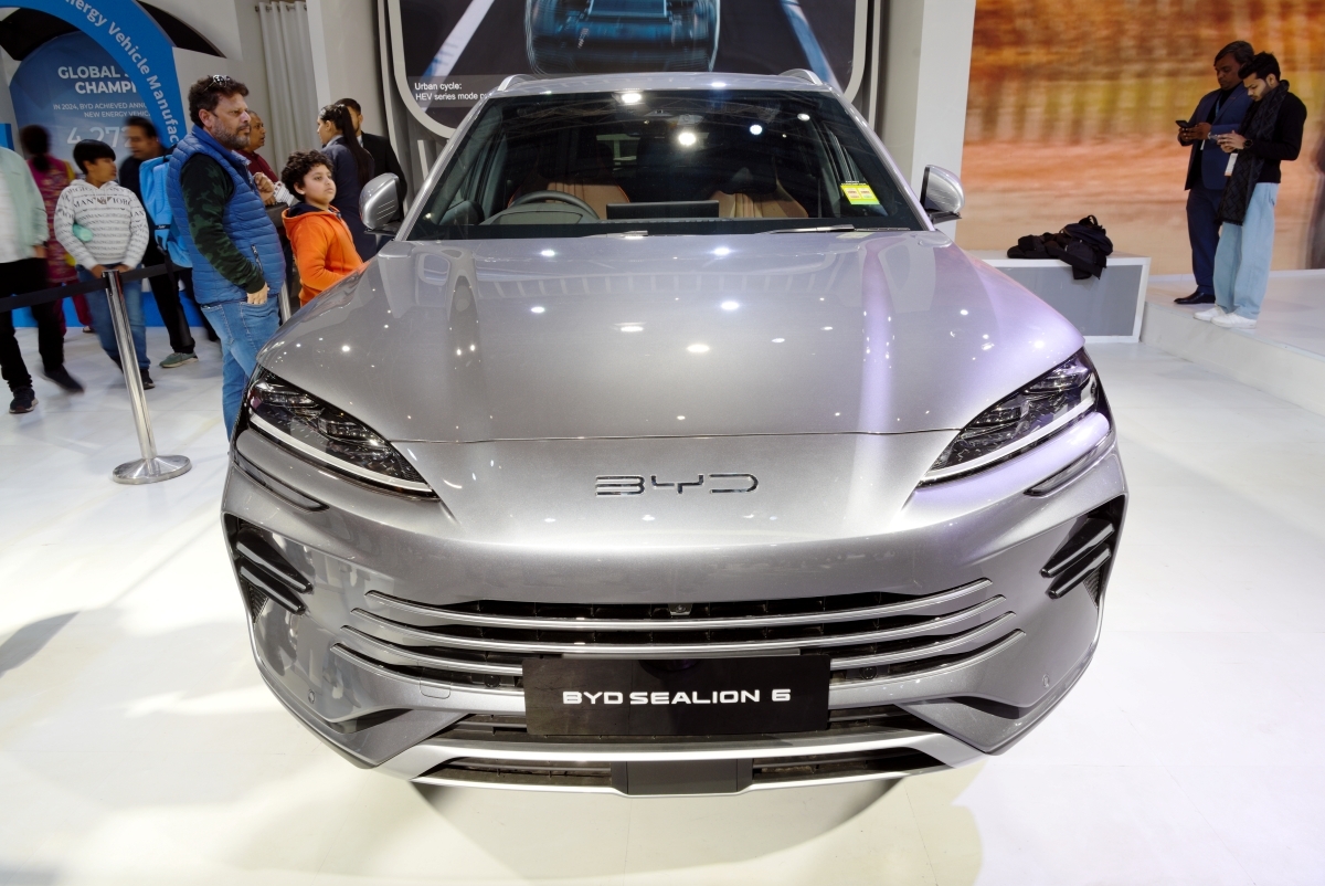 💥比亚迪海狮6：日本“反手”突袭，真香！