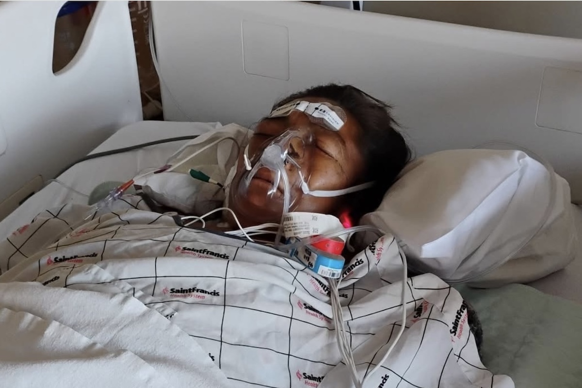 🚨血腥一幕！恶犬袭击夺双肢，她还能挺起吗？