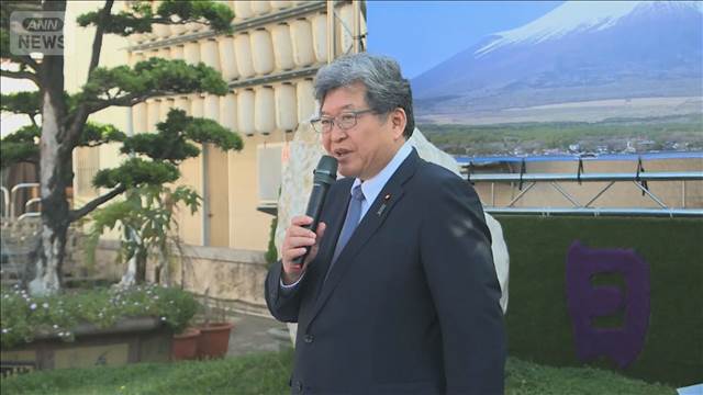 🌸安倍旧相在台塑像，萩生田献花：友谊长存！