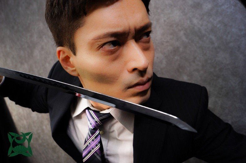 💔 英俊武将陨落！舞台剧演员望月祐治骤逝，令人心痛！