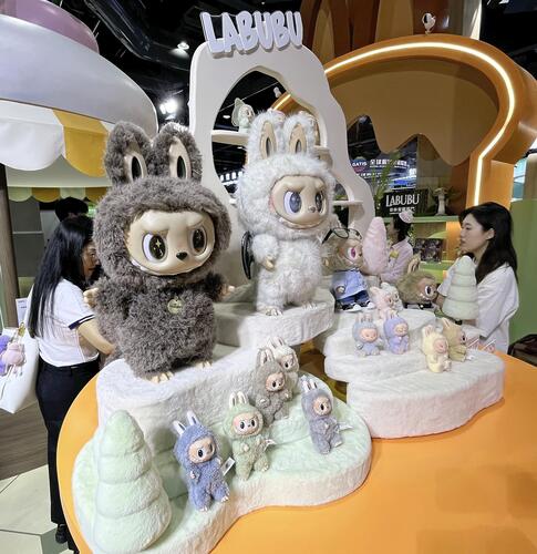 💥萌物经济爆红！5年翻倍，真假难辨，中国消费新风向！