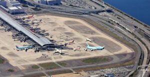 ✈️ 中国直飞日本骤降3成！🇯🇵 别再犹豫了！ 封面