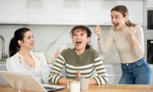 🎉妈：中500万就给！中奖几率到底有多小？💰 封面