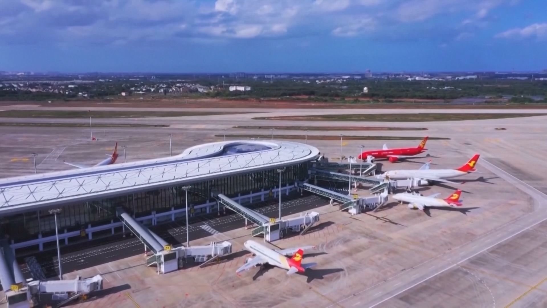 ✈️ 中日航线大缩水！明年1月四成航班停飞！