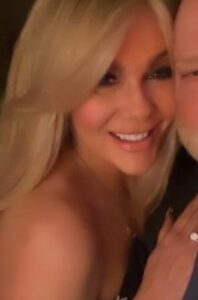 ✨61岁阿姨整容翻身！美，不分年龄！🔥 封面