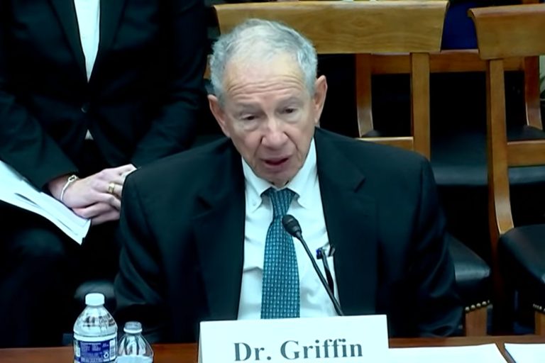 🚀 警惕！美国登月恐落后？NASA前掌门人发声！