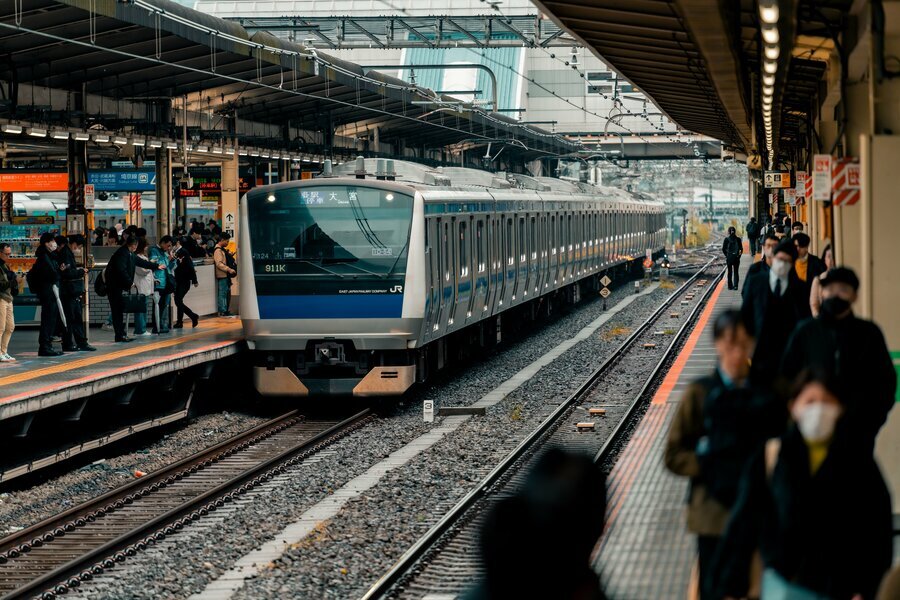 ⚠️铁路迷的危险游戏！4米麦克风险触电！