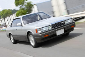 🔥魂动！绝唱转子引擎，马自达最后的优雅狂飙！ 封面