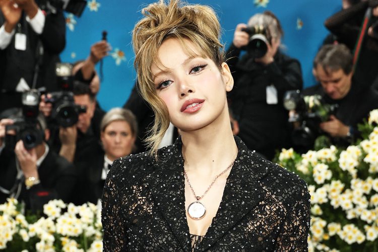 😱没穿裤子？ 欧美明星的迷惑时尚，咱真hold不住！