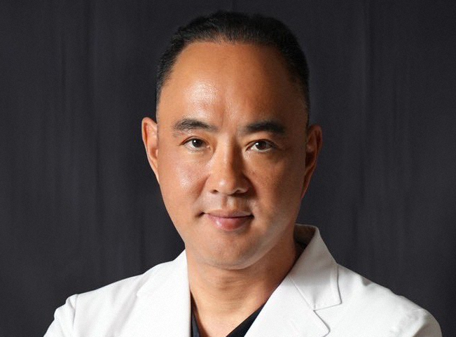 💥韩星舞台风波：质疑“蘑菇云”造型？简直无理取闹！