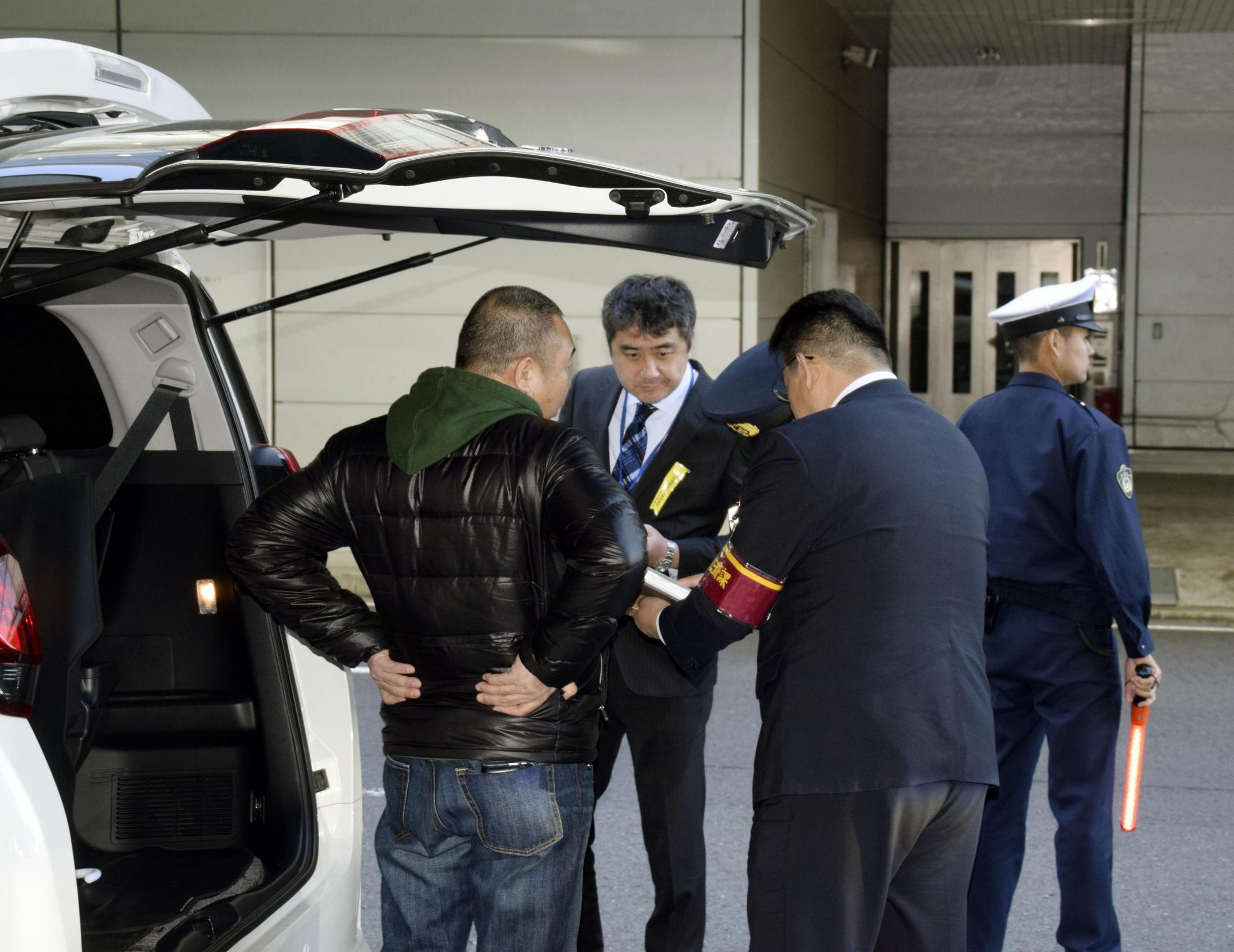 🚨 旅游陷阱！黑车猖獗，113起被查！