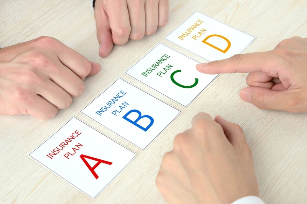 🚗证件更新：只带数字证件？还是双证并行？省钱≠最好！