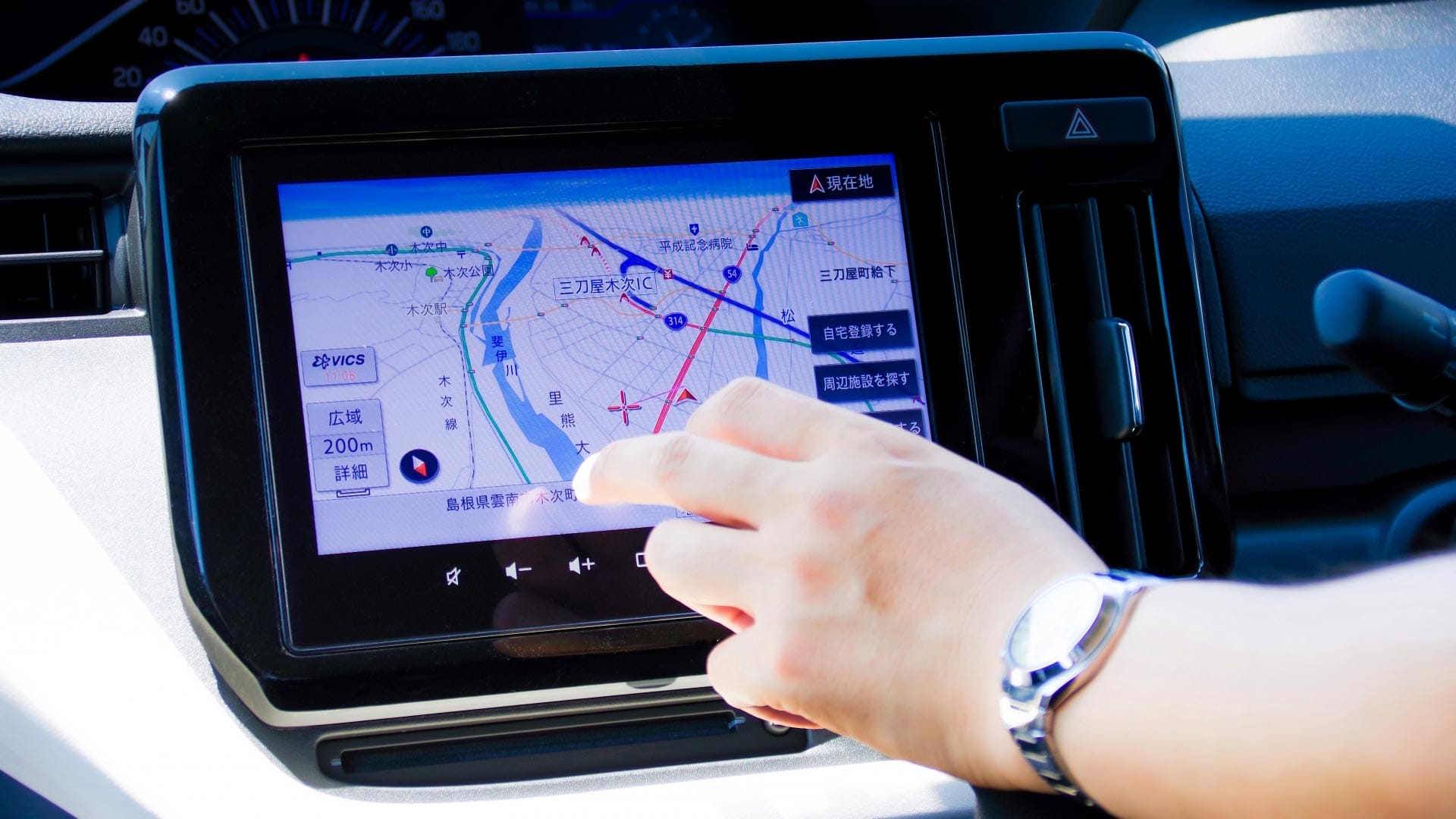 🚗 导航帝国崩塌？销量暴跌的真相与未来！