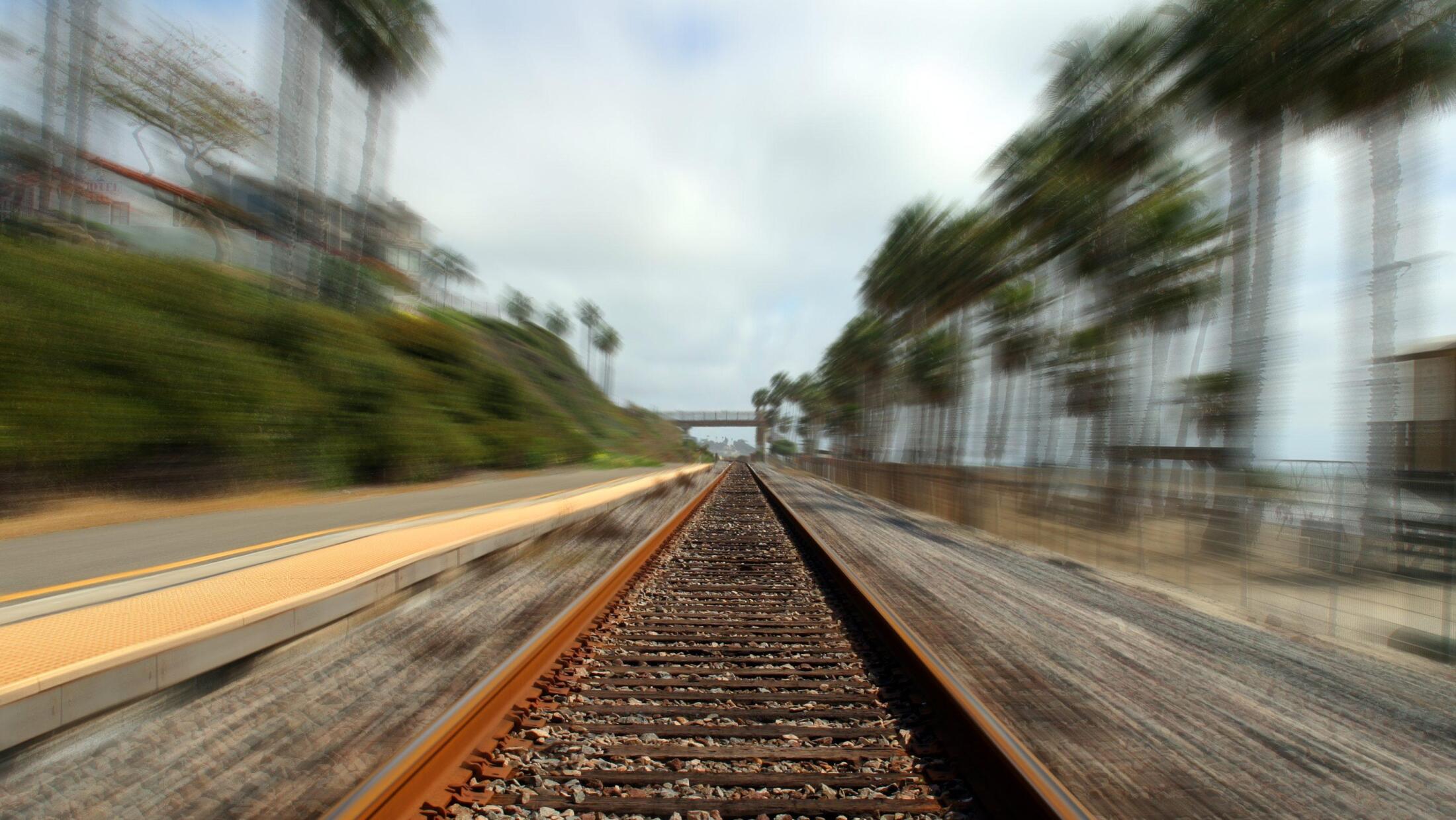 🔥印度火车争座：为家让座是常识？不让竟遭骂！