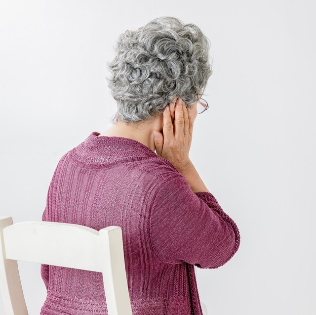 🏠 70岁阿姨：租房被拒！年龄歧视，太扎心！