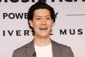 💥笑翻！前辈吐槽：这表演也太土了！ 封面