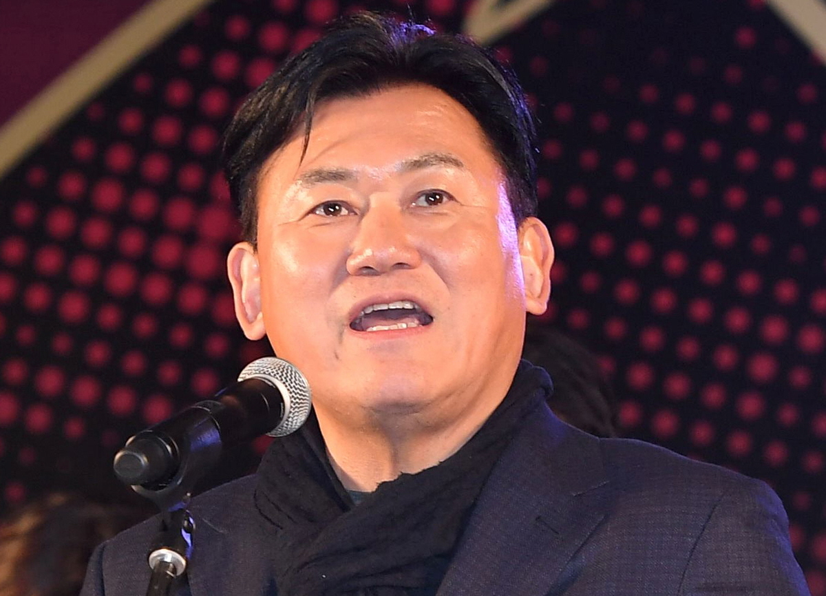 💥楽天CEO：这政府，真不懂经济！只会乱花钱，最后涨税！