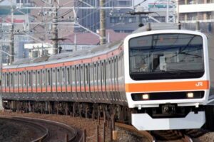 😱换乘站是认真的？太远了！通往商店街的路也太长了吧？ 封面