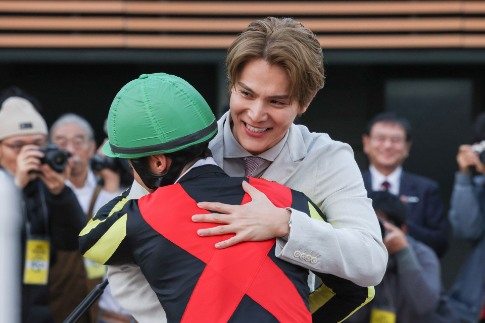 👑王室大咖身份揭秘！网友：扎心了…😱