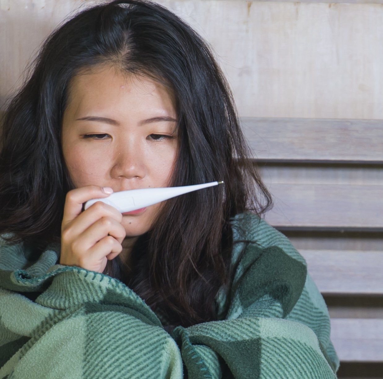 💊妈妈竟这样瞒着大家…圣诞派对背后的惊人真相！