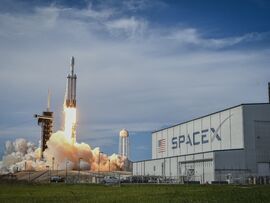🚀SpaceX明年上市！估值超300亿美元，真香！
