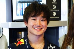 💥痛失！裕毅最后冲刺，为队友5连冠挡枪却遭罚！ 封面