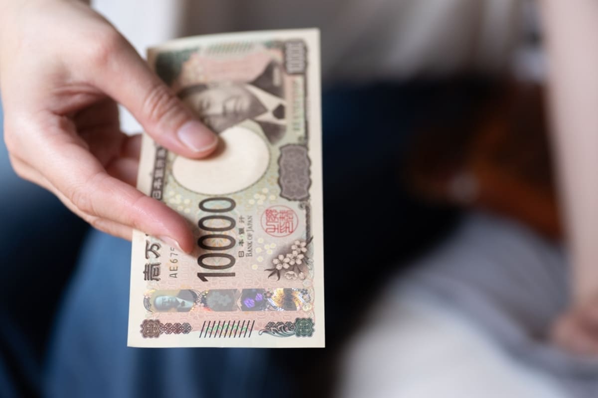 🏠过年回家，爸妈开口要“住宿费”？！该给多少？