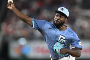 ⚾️ 弃棒投！26岁逆袭，日企开出4.6亿天价合同！ 封面