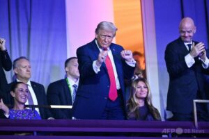 🏈特朗普：美式足球这名字，真让人无语！ 封面