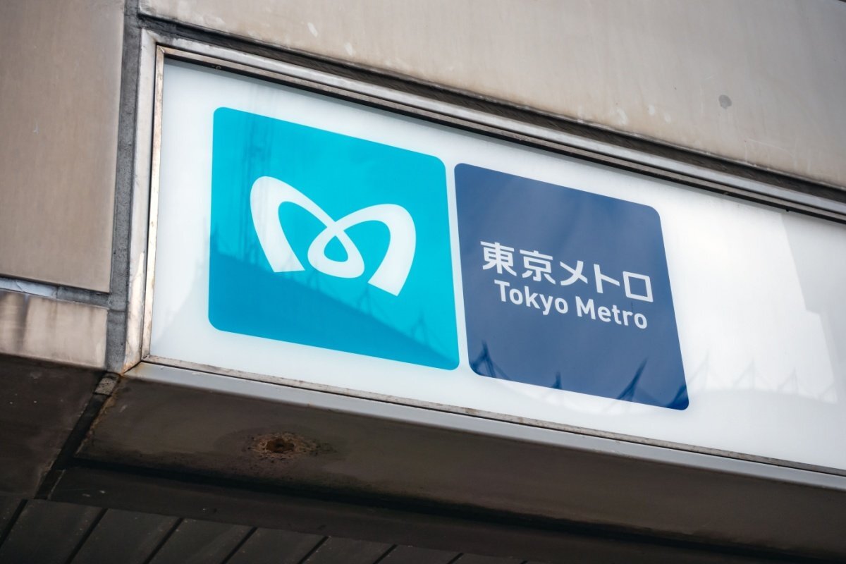 ⚠️地铁惊现“奇葩”提醒！😱 网友：我裂开了！