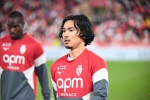 ⚽️心碎！世界杯前夕，南野拓实十字韧带断裂！ 封面