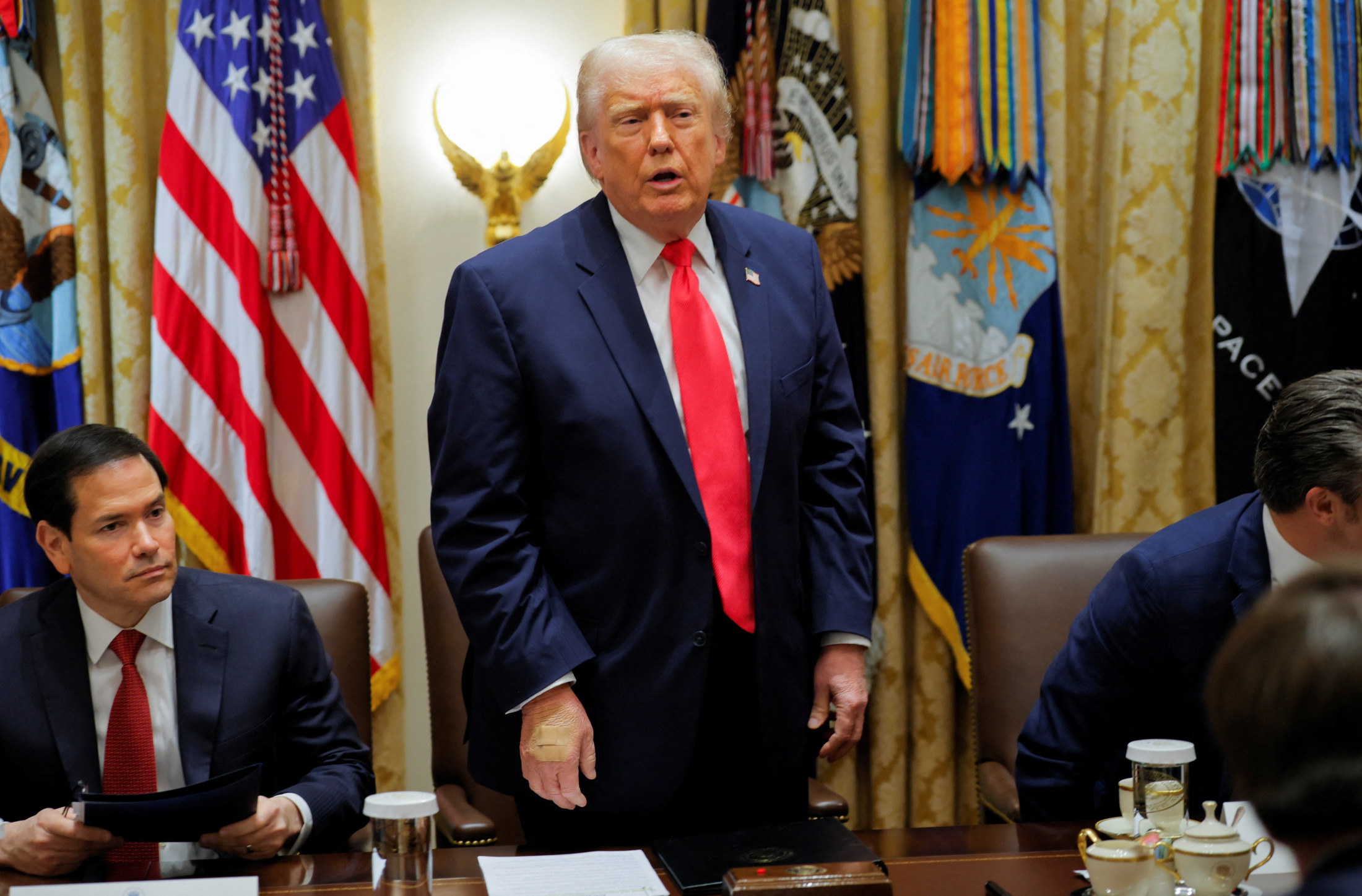 💥特朗普连任，糟了！盟友都说会受损！