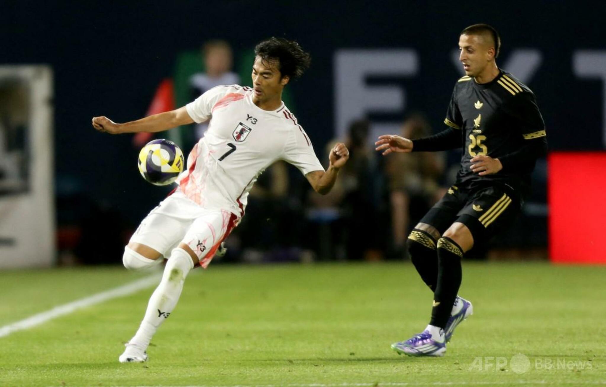 🚨震惊！三笘薫球队被喷了，起因竟是…旧照片！