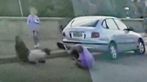 💥夫妻遇害：搏斗嫌犯，车行记录仪拍下惊魂！ 封面