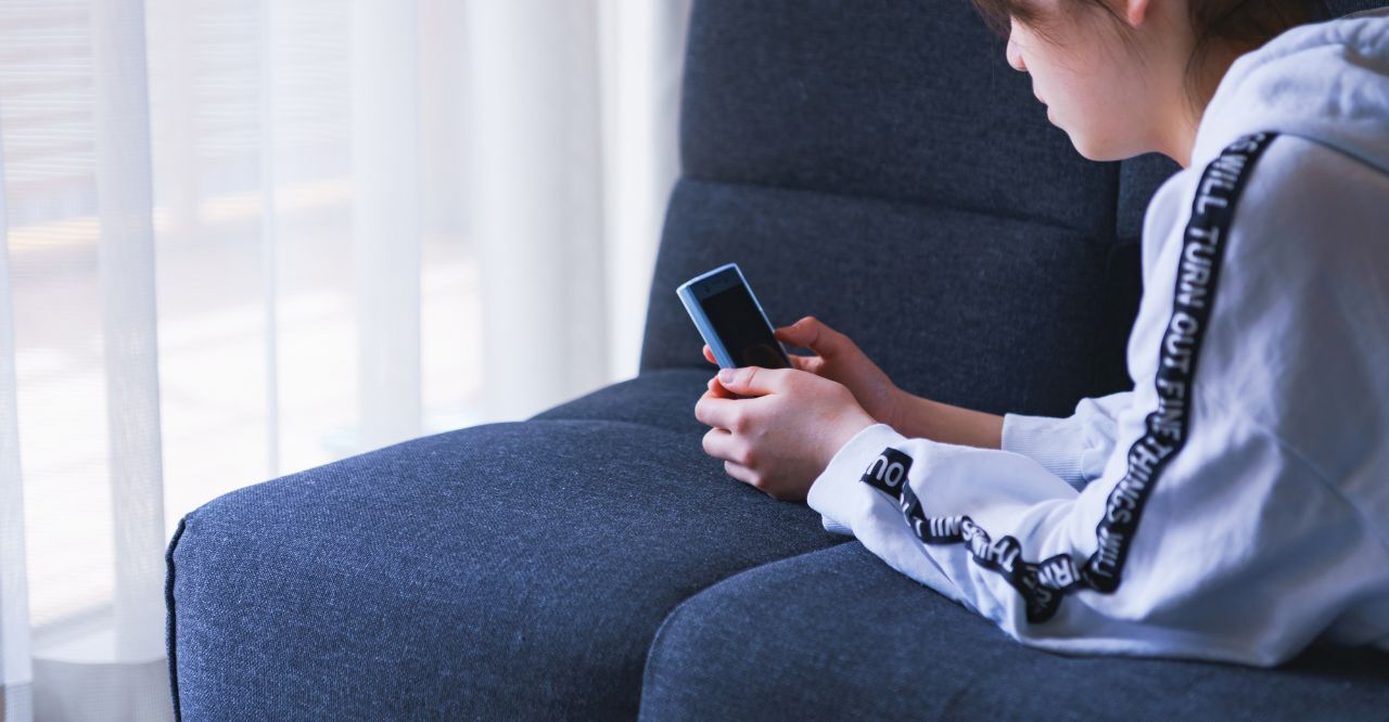 🏠孩子看似没事，实则“失踪”？不登校背后的真相！