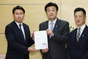 💊自费药？别让小病掏空你！ 封面