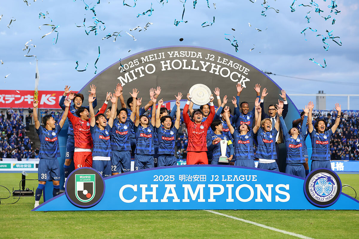 🚨升班球队的“钱难”！球场建设搁浅，真让人揪心！