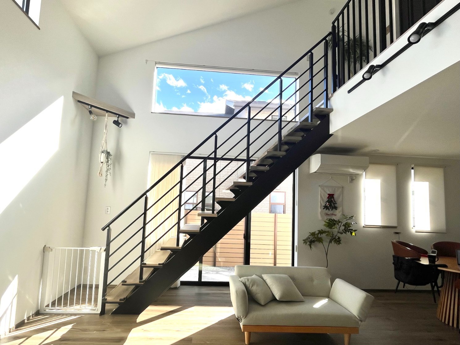 😱新家装“网红阶梯”，住进后：后悔到家了！