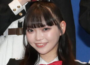 💥偶像队长隐退！昔照泄露，信任崩塌，队友也受波及！ 封面